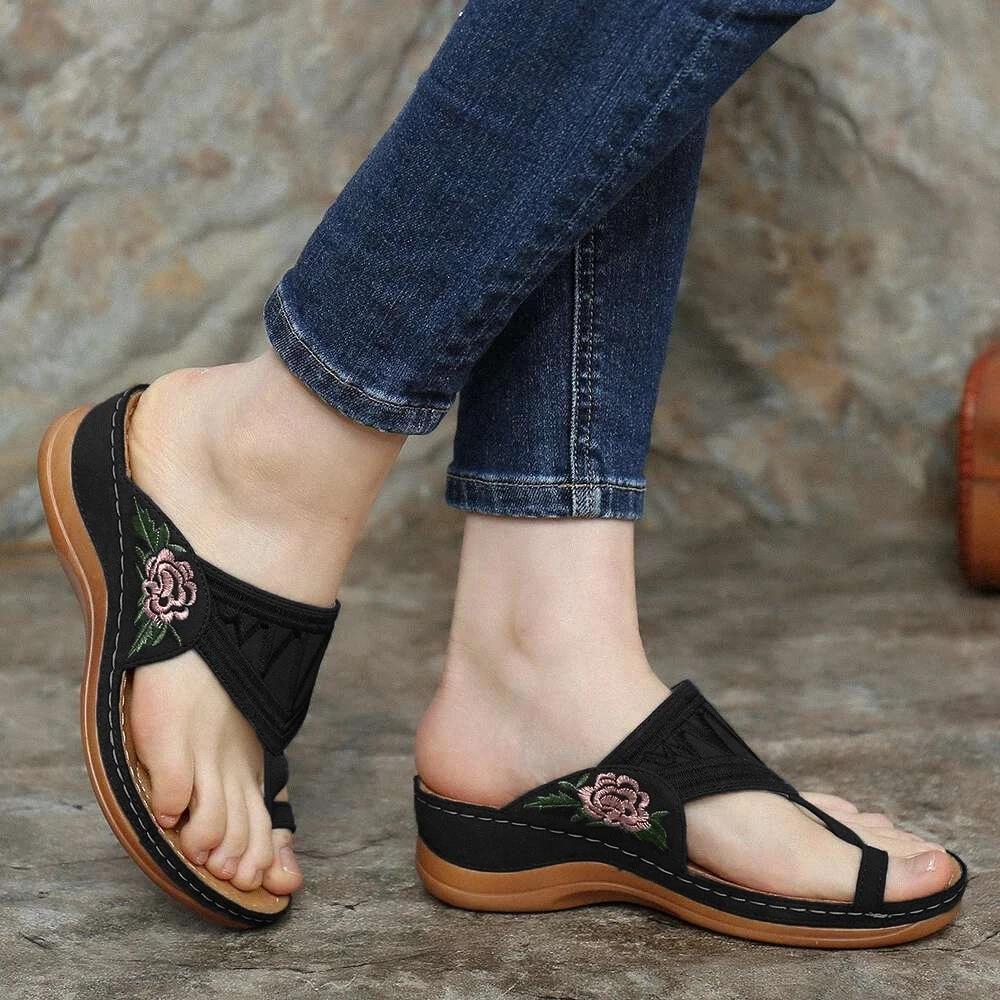 Embroidered Flip Flops Summer Sandals Women Slippers